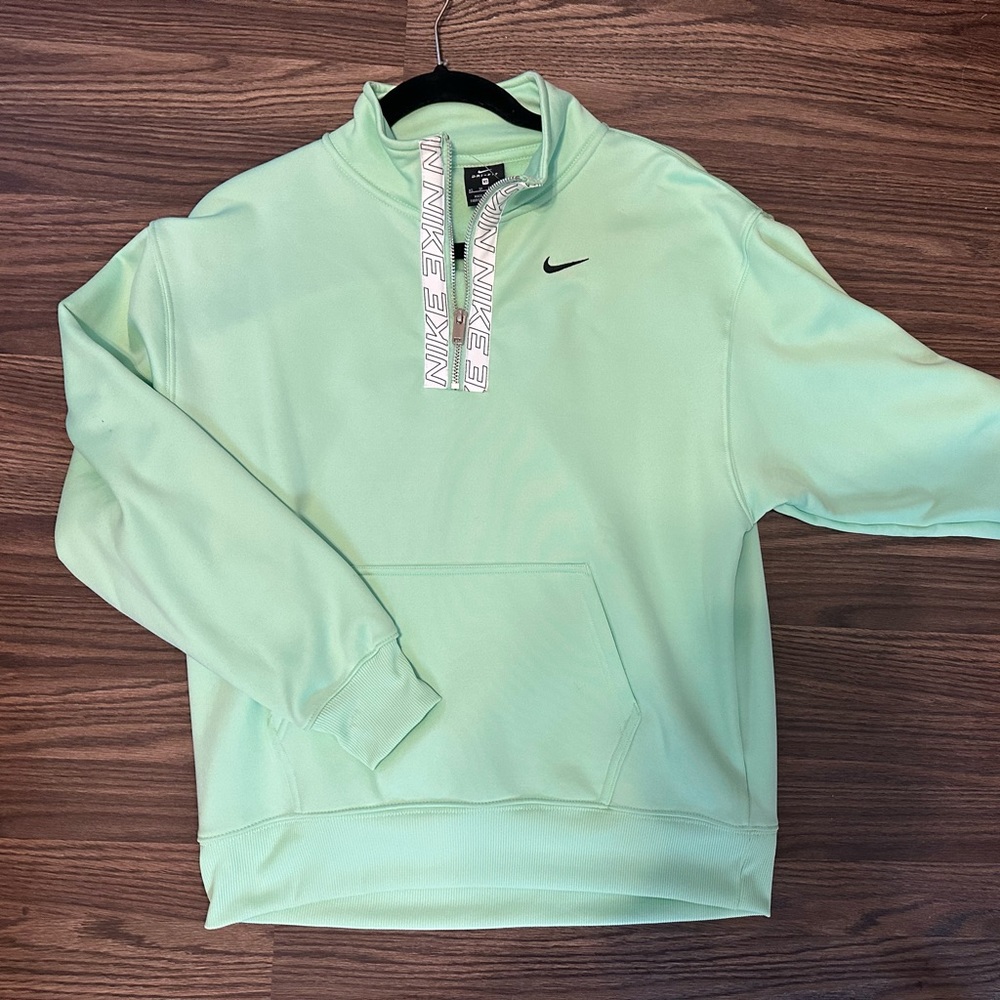 Green Nike Sweatshirt only been worn once. Size XS, oversized